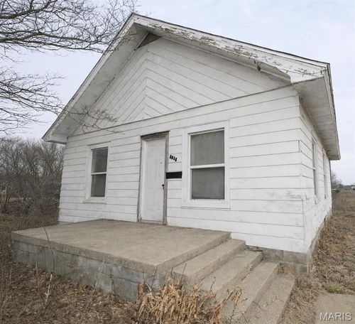 1001 N Poplar Street, Centralia, IL, 62801 | Card Image