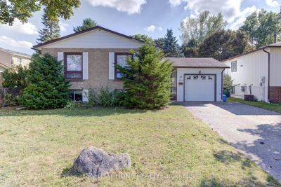 8 4 Th Ave, House other with 3 bedrooms, 2 bathrooms and 3 parking in Orangeville ON | Image 1