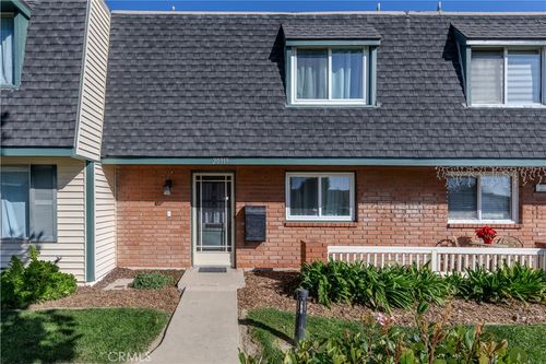 20319 Gardenia Dr, Huntington Beach, CA, 92646-5225 | Card Image