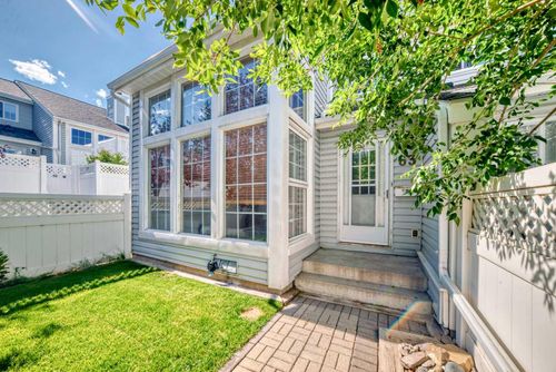 63-28 Berwick Crescent Nw, Calgary, AB, T3K1Y7 | Card Image