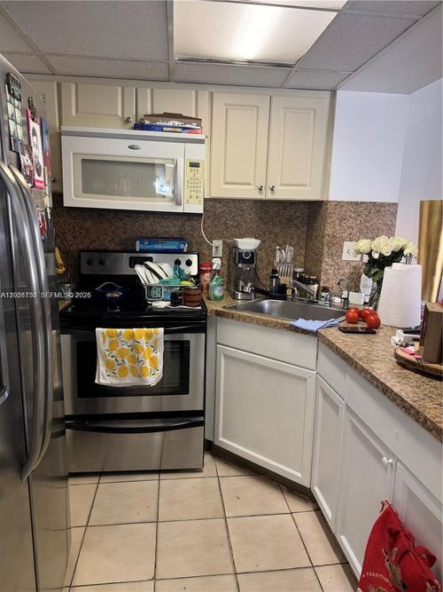 13108-2158 W 60th St, Hialeah, FL, 33016-2693 | Card Image