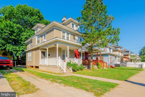 233 Park Ln, Hamilton, NJ, 08609-1843 | Card Image
