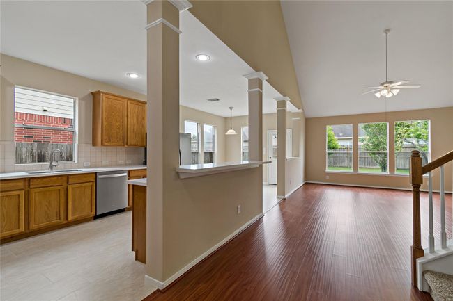 2609 Hewn Rock Way, House other with 4 bedrooms, 3 bathrooms and 2 parking in Pearland TX | Image 5