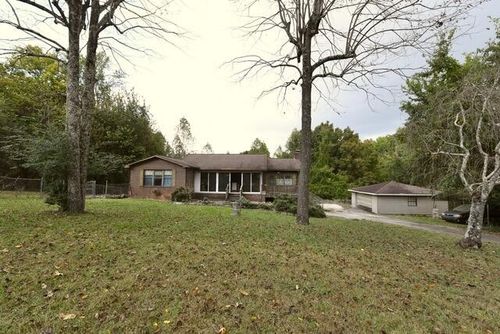 156 Ridgerest Dr, Spring City, TN, 37381-5248 | Card Image