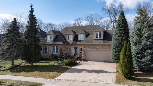 1067 Forestvale Dr, Burlington, ON, L7P4W4 | Card Image