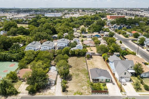 7512 Providence Ave, Austin, TX, 78752-1728 | Card Image