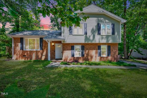 609 Sloan Dr, Cary, NC, 27511-3532 | Card Image
