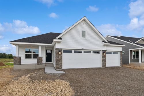 7882 41st St N, Saint Paul, MN, 55128 | Card Image