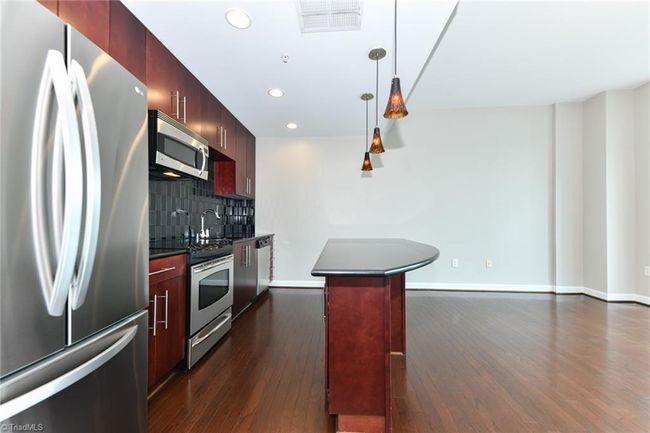 STE-310 - 201 N Elm St, House other with 1 bedrooms, 1 bathrooms and null parking in Greensboro NC | Image 19
