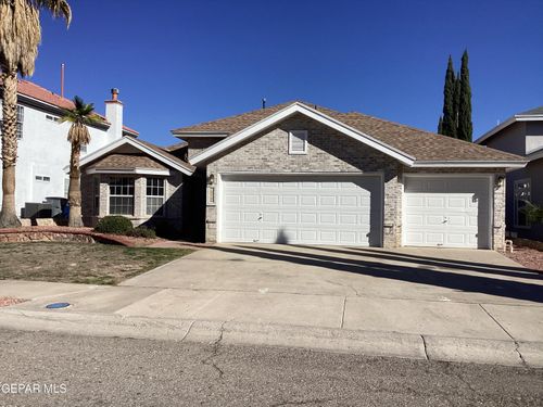 1936 Shadow Ridge Dr, El Paso, TX, 79938-4622 | Card Image