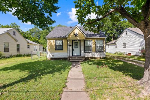 1212 Lewis St, Bellmead, TX, 76705-2563 | Card Image
