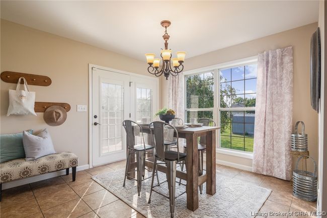 302 Saddleback Dr, Home with 3 bedrooms, 2 bathrooms and null parking in Charlestown IN | Image 15