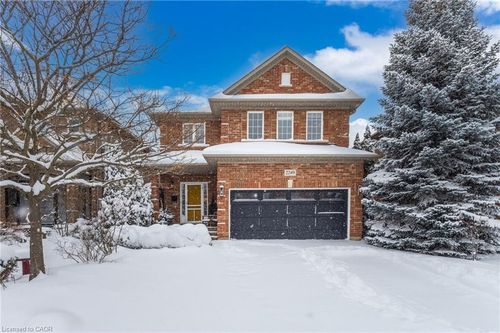 2249 Woodcrest Drive, Oakville, ON, L6M4C6 | Card Image