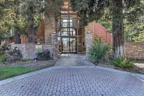 744 Teatree Ct, San Jose, CA, 95128-4723 | Card Image