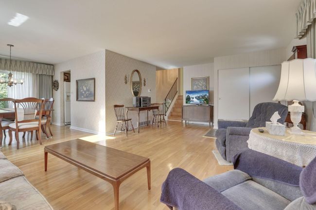 6693 Red Coach Ln, House other with 3 bedrooms, 2 bathrooms and null parking in Reynoldsburg OH | Image 8