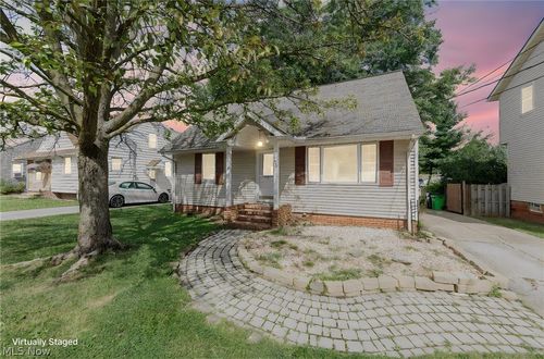 112 Arlington Cir, Wickliffe, OH, 44092-1905 | Card Image