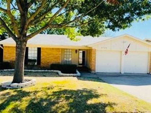 6540 Meadowlark Ln E, Watauga, TX, 76148-1734 | Card Image