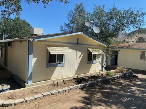 1875 Bodfish Canyon Rd, Bodfish, CA, 93205-9503 | Card Image