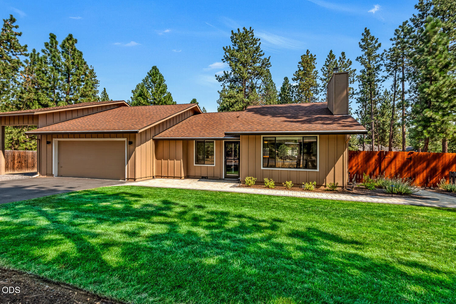 Residential in Sisters 4