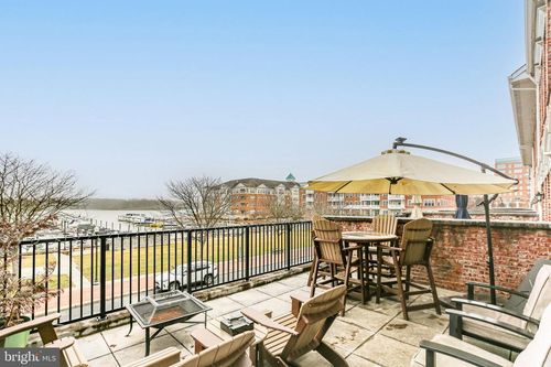 568 Marina Landing Ln, Woodbridge, VA, 22191-5486 | Card Image