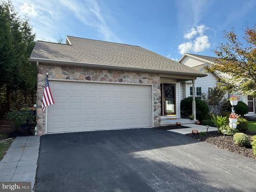 18-2965 Barley Cir, DOVER, PA, 17315-3685 | Card Image