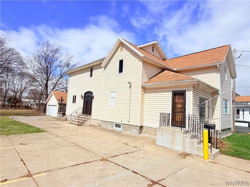 158 Lake St, Hamburg, NY, 14075-4824 | Card Image