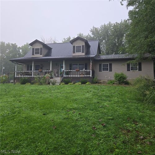 6180 Vroom Rd, Nashport, OH, 43830-9423 | Card Image