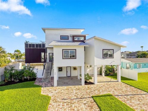 3385 Gulfview Dr, HERNANDO BEACH, FL, 34607-3039 | Card Image