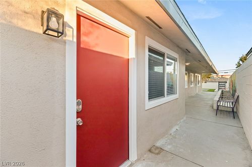 a-615 S 10th St, Las Vegas, NV, 89101-7027 | Card Image