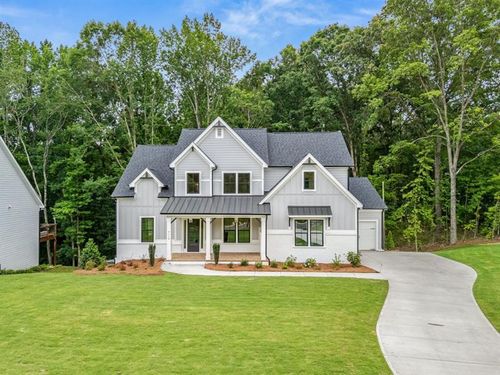 9110 Greenway Ct, Gainesville, GA, 30506-5812 | Card Image