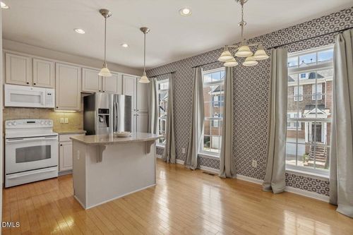 2746 Laurelcherry St, Raleigh, NC, 27612-5441 | Card Image