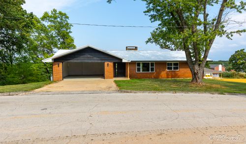 620 Johnson St, West Plains, MO, 65775-3820 | Card Image