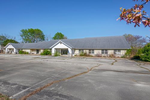 220 N Cedar Ave, Republic, MO, 65738-1486 | Card Image