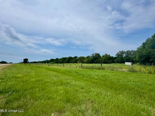 197 Highway 8, Cleveland, MS, 38732-9413 | Card Image