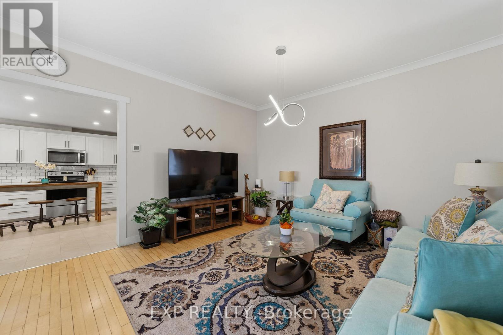 Residential in Woodstock (Woodstock - North) 3