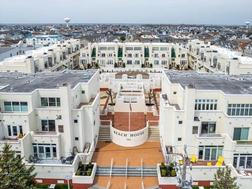 7701 Atlantic Ave, MARGATE CITY, NJ, 08402-2855 | Card Image