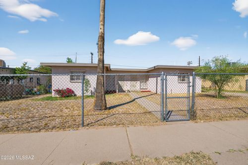 2835 E Proctor Vista, Tucson, AZ, 85713 | Card Image
