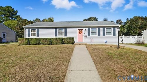 3611 Creekwood Dr, Hopewell, VA, 23860-4001 | Card Image