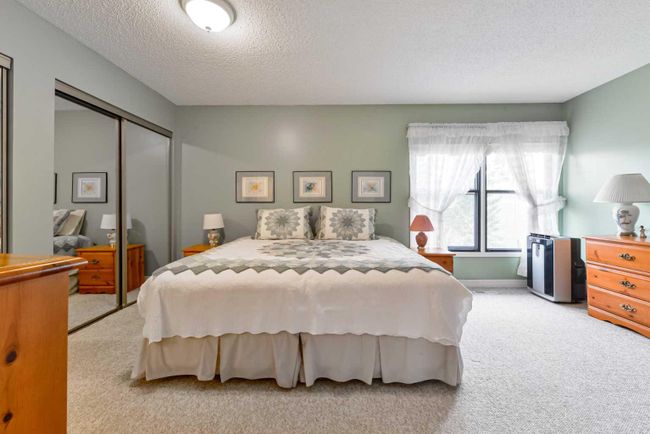 33 - 10030 Oakmoor Way Sw, Home with 3 bedrooms, 1 bathrooms and 2 parking in Calgary AB | Image 27