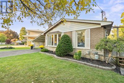 509 Harwood Dr, House other with 3 bedrooms, 2 bathrooms and 7 parking in Oshawa ON | Image 3