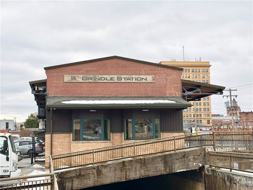 90 Pittsburgh Street, Uniontown, PA, 15401 | Card Image