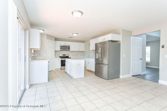 10386 Norvell Rd, House other with 3 bedrooms, 2 bathrooms and null parking in Spring Hill FL | Image 14