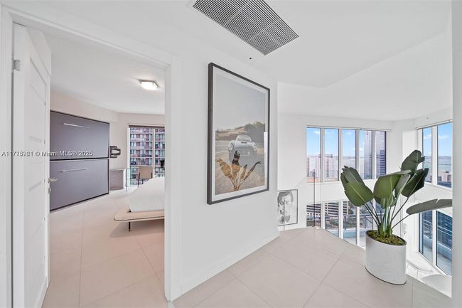 APT-2600 - 60 Sw 13 Th St, Condo with 3 bedrooms, 4 bathrooms and null parking in Miami FL | Image 11