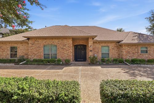 6302 Warm Mist Ln, Dallas, TX, 75248-3952 | Card Image