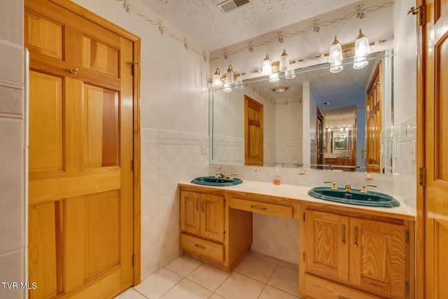 246 Worthington Dr, House other with 6 bedrooms, 6 bathrooms and null parking in Kingsport TN | Image 39