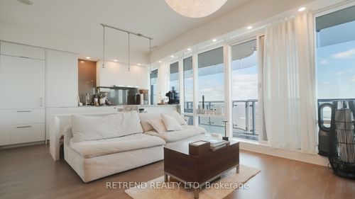 3302-1 Bloor Street E, Toronto, ON, M4W0A8 | Card Image