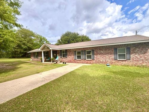 1352 Rock Ranch Rd, Carriere, MS, 39426-7421 | Card Image