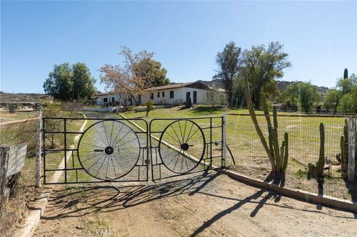 22236 Rosary Ave, Nuevo, CA, 92567 | Card Image