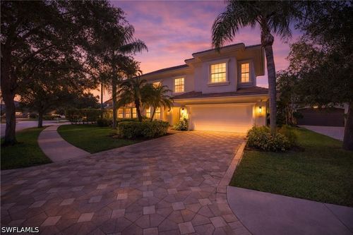 2844 Coco Lakes Dr, NAPLES, FL, 34105-4511 | Card Image