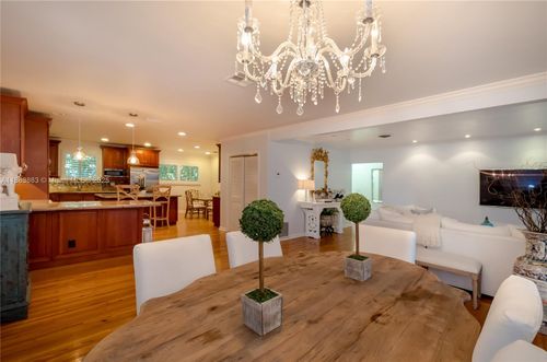 605 Altara Ave, Coral Gables, FL, 33146-1303 | Card Image